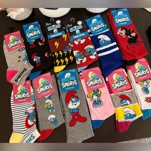 🆕🧦 THE SMURFS LIMITED EDITION 12-PIECE SOCK COLLECTION. BRAND NEW WITH TAGS